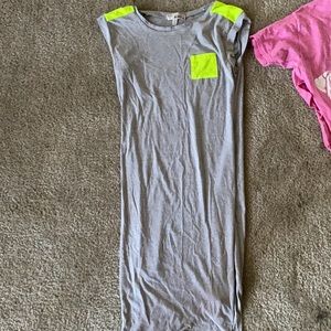 Fitted midi grey/neon green dress